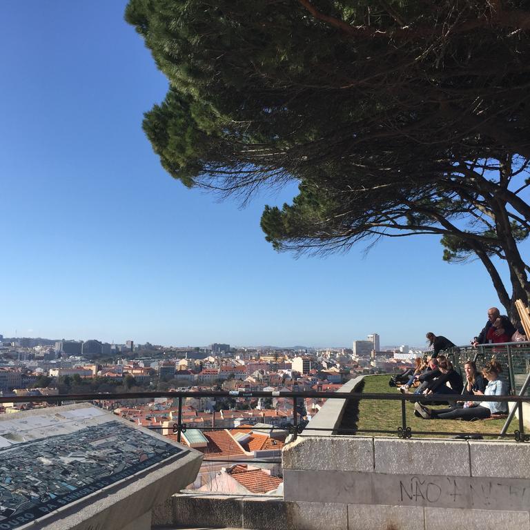 Cozy Lisbon Graca Apartment Ngoại thất bức ảnh
